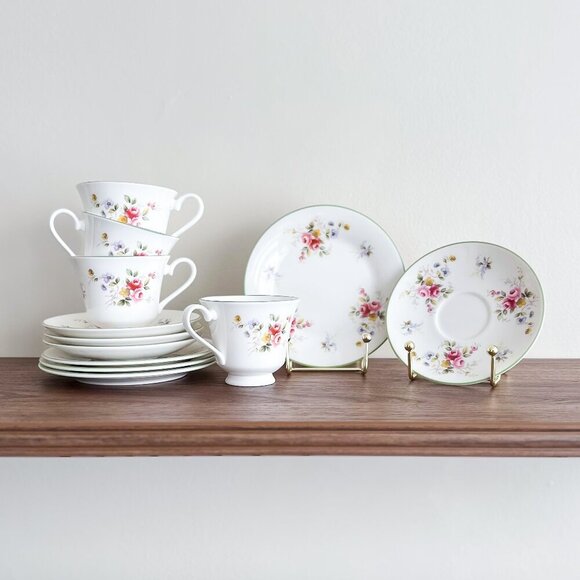 Royal Vale Tea Set – Vintage English Bone China – Pink Floral – 12 Piece Set - Picture 1 of 9
